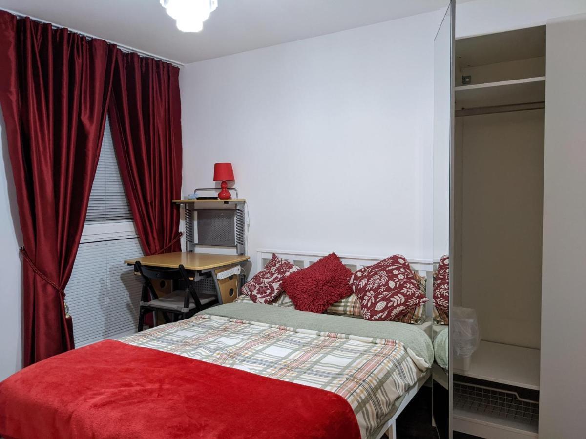 Travelstop #London-Ealing Экстерьер фото